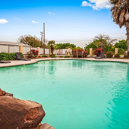 Surestay Hotel By Best Western Floresville Exterior foto